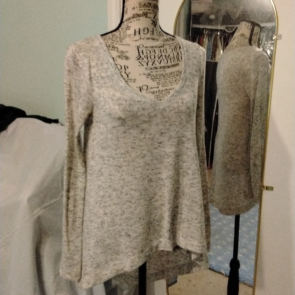 Women's NWOT Express One Eleven  Marled Gray long sleeve sweater Sz XS
